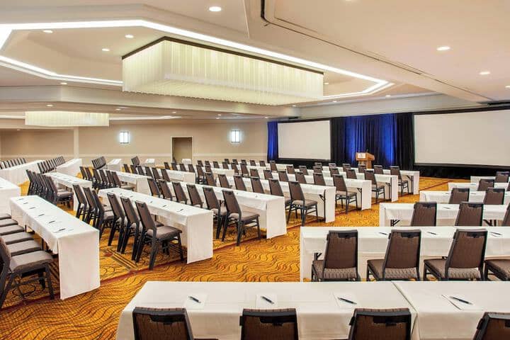Meeting facility